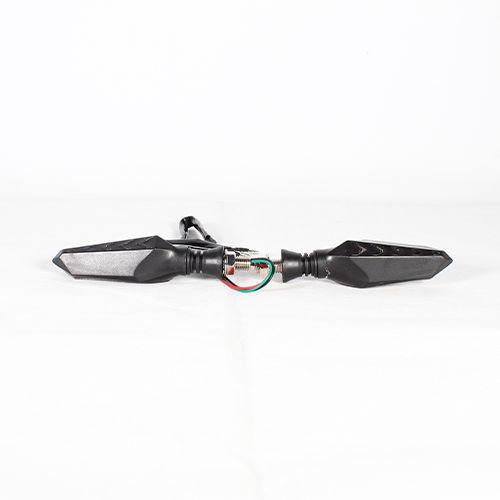 DIRECCIONAL LED SECUENCIAL TIPO FLECHA AMAR-ROJO UNIVERSAL