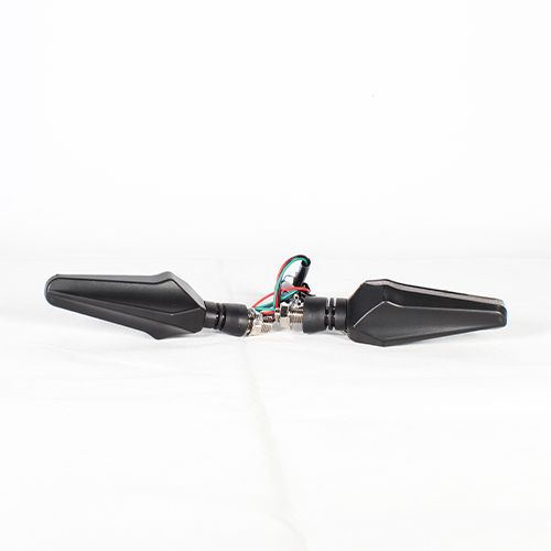 DIRECCIONAL LED SECUENCIAL TIPO RAYO AMAR-AZUL UNIVERSAL