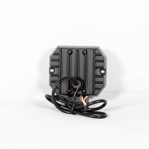 FARO LED CUADRADO MINI 2 LED CON LUPA LUZ BLANCA FIJA Y CON ESTROBO OPCIONAL CONTORNO ROJO