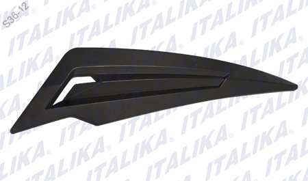 [F13010579] REJILLA CUB IZQ DE COLA NEGRO GTS175